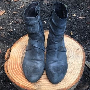 Fidji Amor Dark Antique Distressed Gray Boots 7